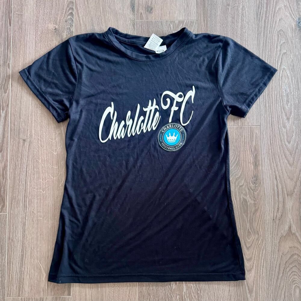 Charlotte FC MLS Soccer Fan Logo Tshirt Women Medium NEW